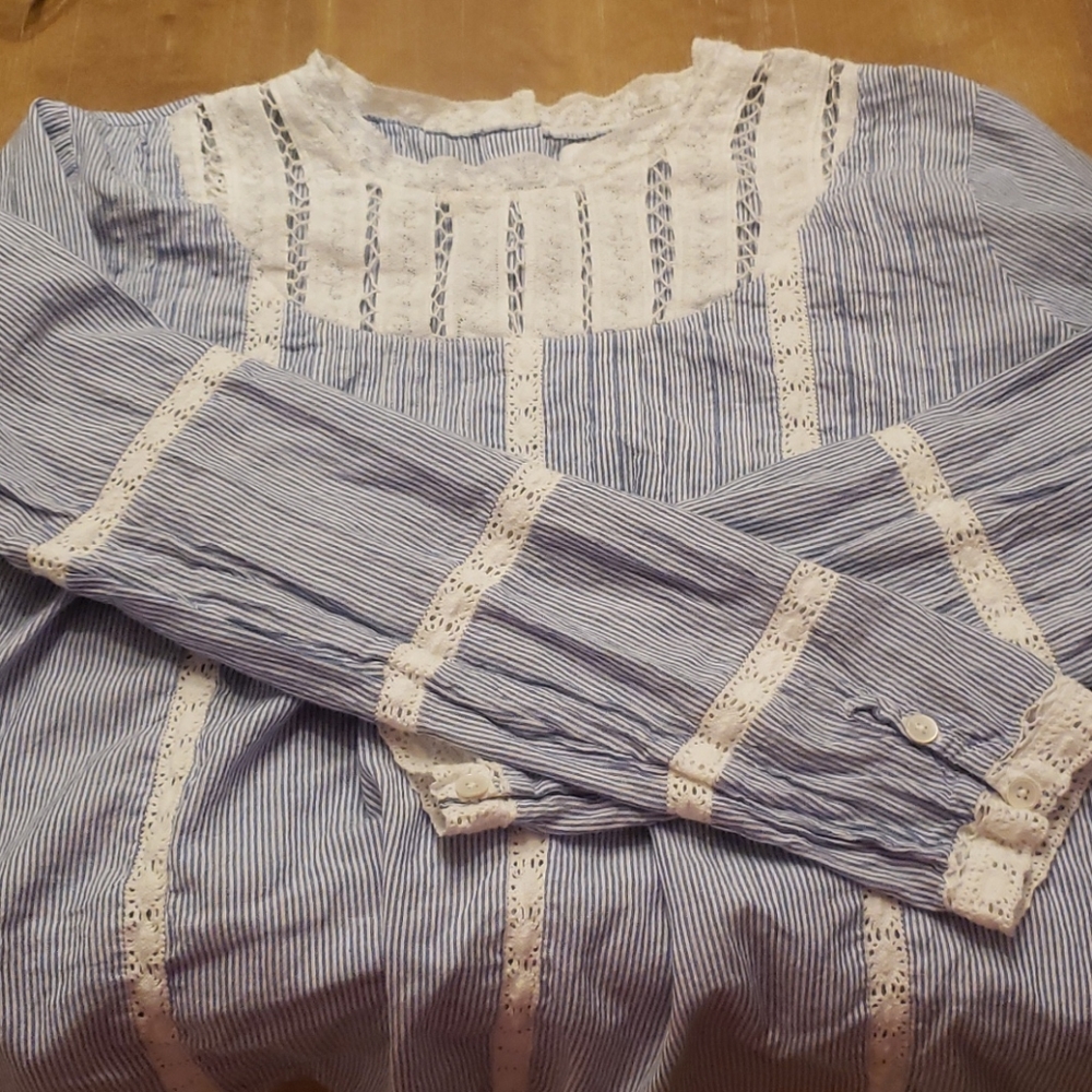 LINI BLOUSE - Picture 5 of 10